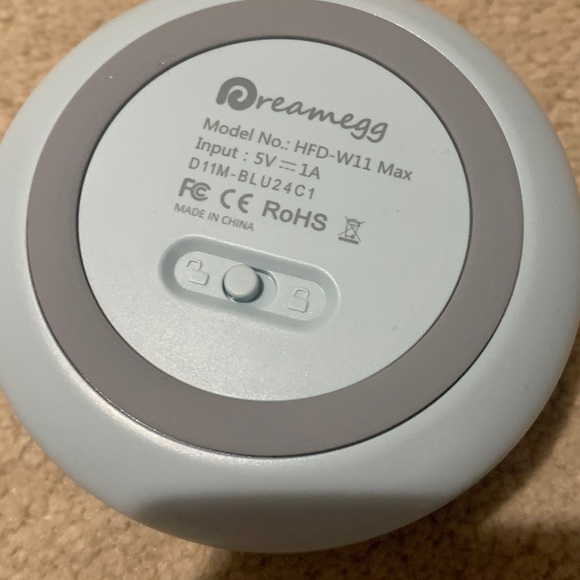 Portable Baby Blue Sound Machine - Picture 2 of 4